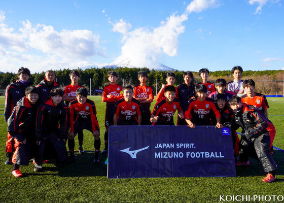 １年生が「2021 MIZUNO winter cup U-16全国大会」で４位になりました！