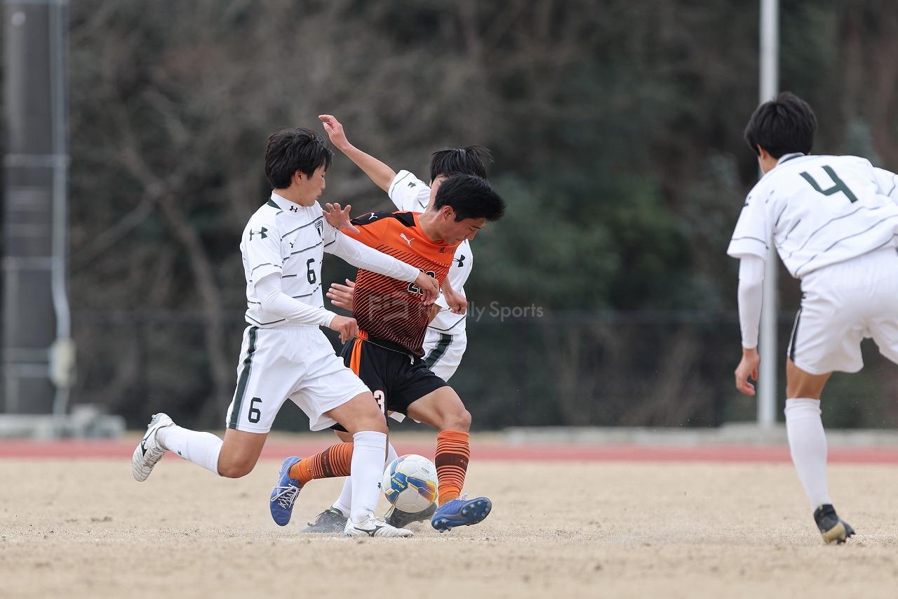 八頭 vs 高川学園　　　　　　　　　　　　中国高等学校サッカー新人大会