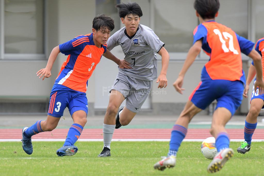 ベスト4が決まる　【高校サッカー選手権】