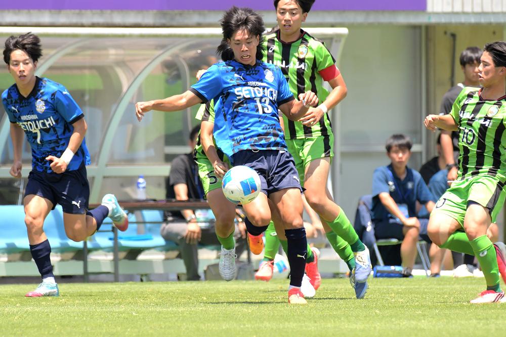 瀬戸内 vs 皆実 高校総合体育大会サッカー(男子)